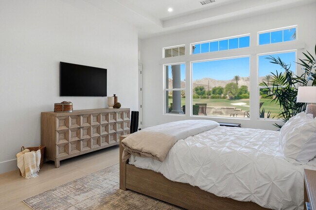 Building Photo - 51493 Marbella Ct