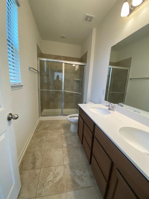 Building Photo - 5815 Bluebonnet Ln