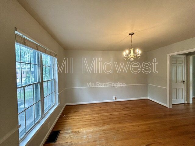 Building Photo - 5663 N Illinois St