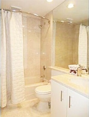 Building Photo - 10 Rogers St