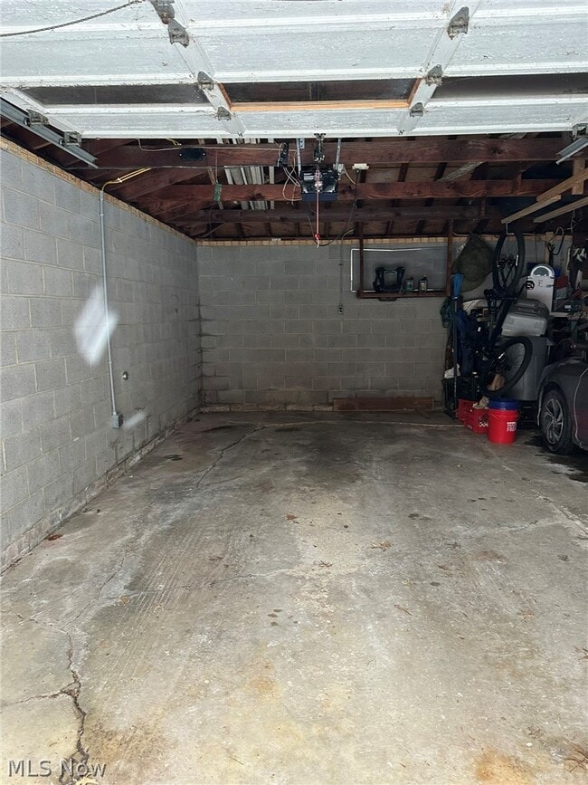 Building Photo - 124 Kenridge Rd