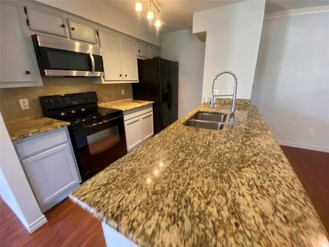 Building Photo - 10616 Mellow Meadow Dr