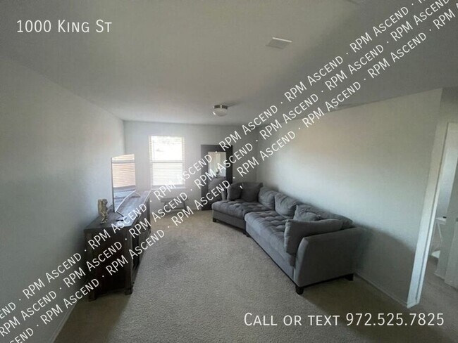 Building Photo - 1000 King St