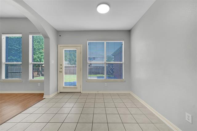Building Photo - 208 Del Cano Dr