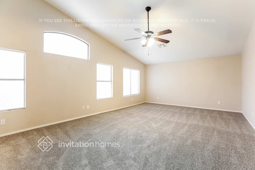 Building Photo - 3905 Meadowlands St