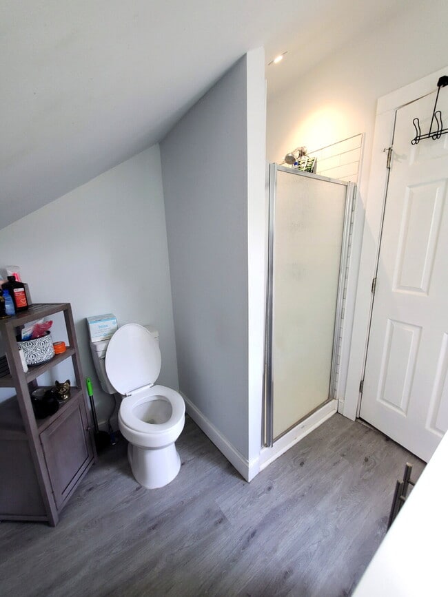 Building Photo - Charming 1-Bedroom in Oaklyn!