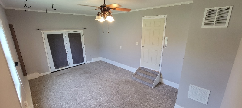 Building Photo - 265 S Ember Dr
