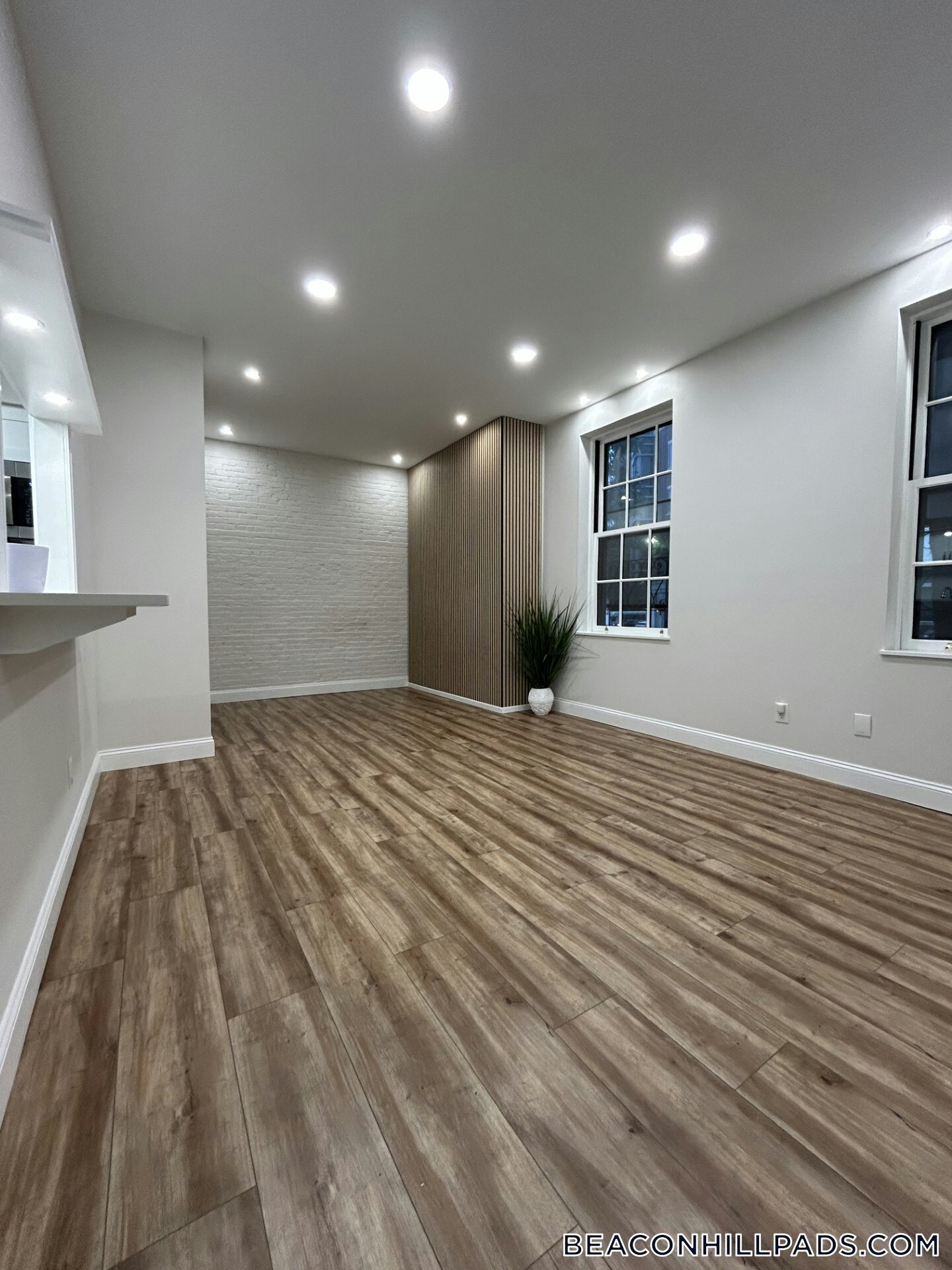 Building Photo - 17 Bowdoin St