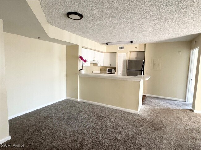 Building Photo - 1150 Wildwood Lakes Blvd