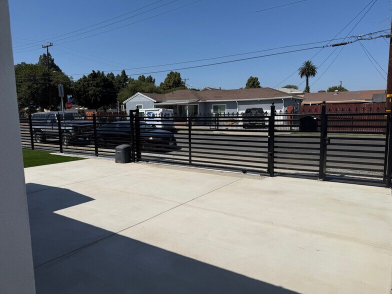 Building Photo - 11736 Success Ave