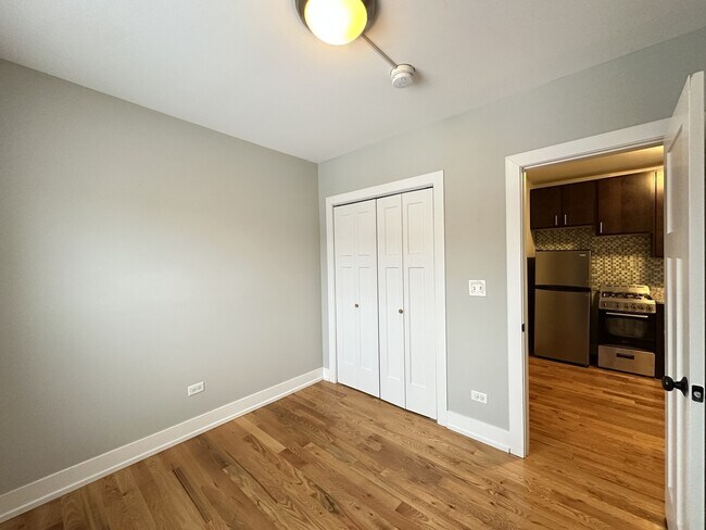 Building Photo - 2917 N Mildred Ave