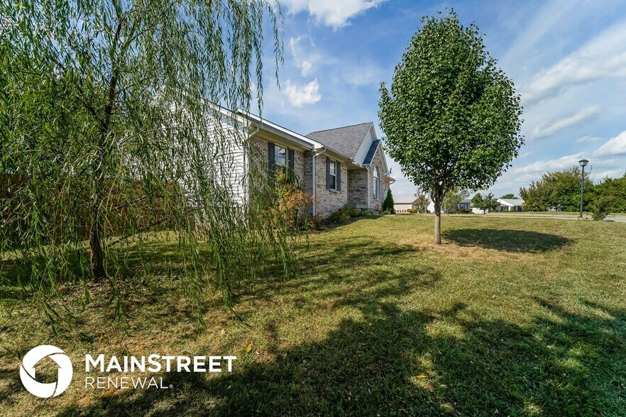Building Photo - 10116 Greenfield Woods Cir