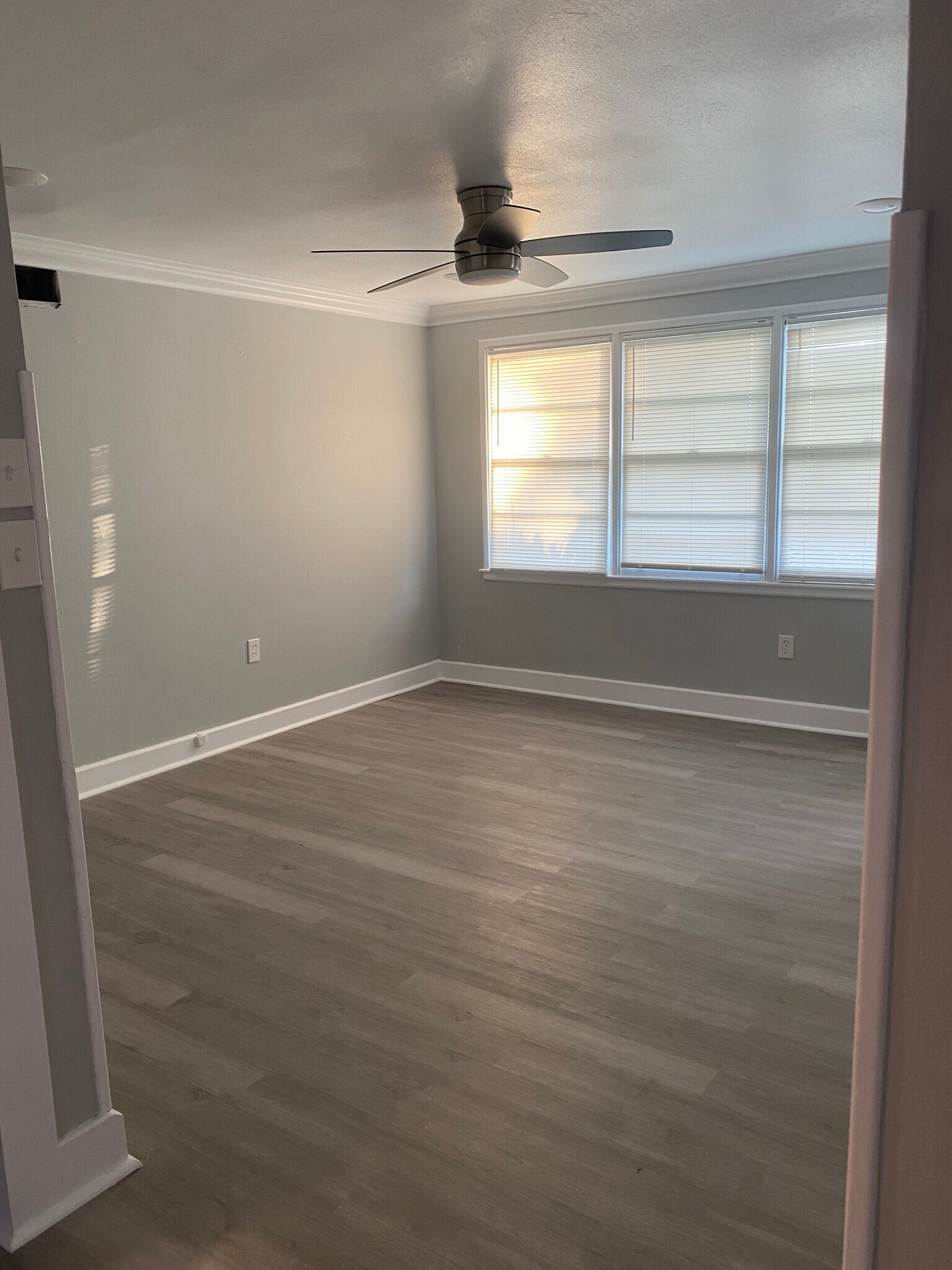 Building Photo - 1820 Metairie Rd