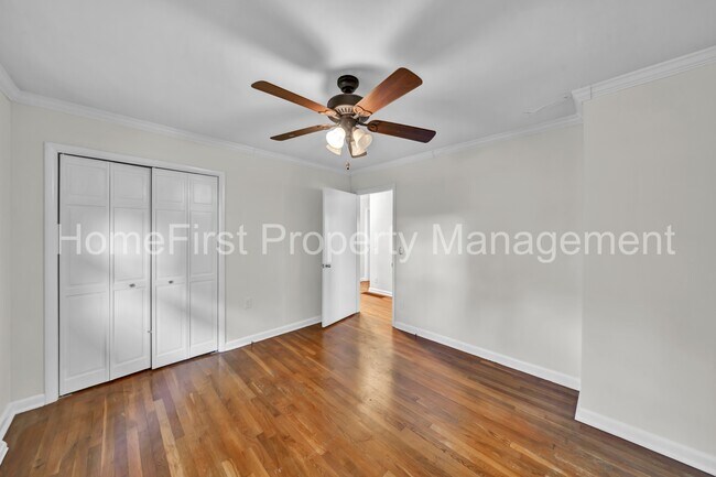 Building Photo - 118 Meadowlark Dr