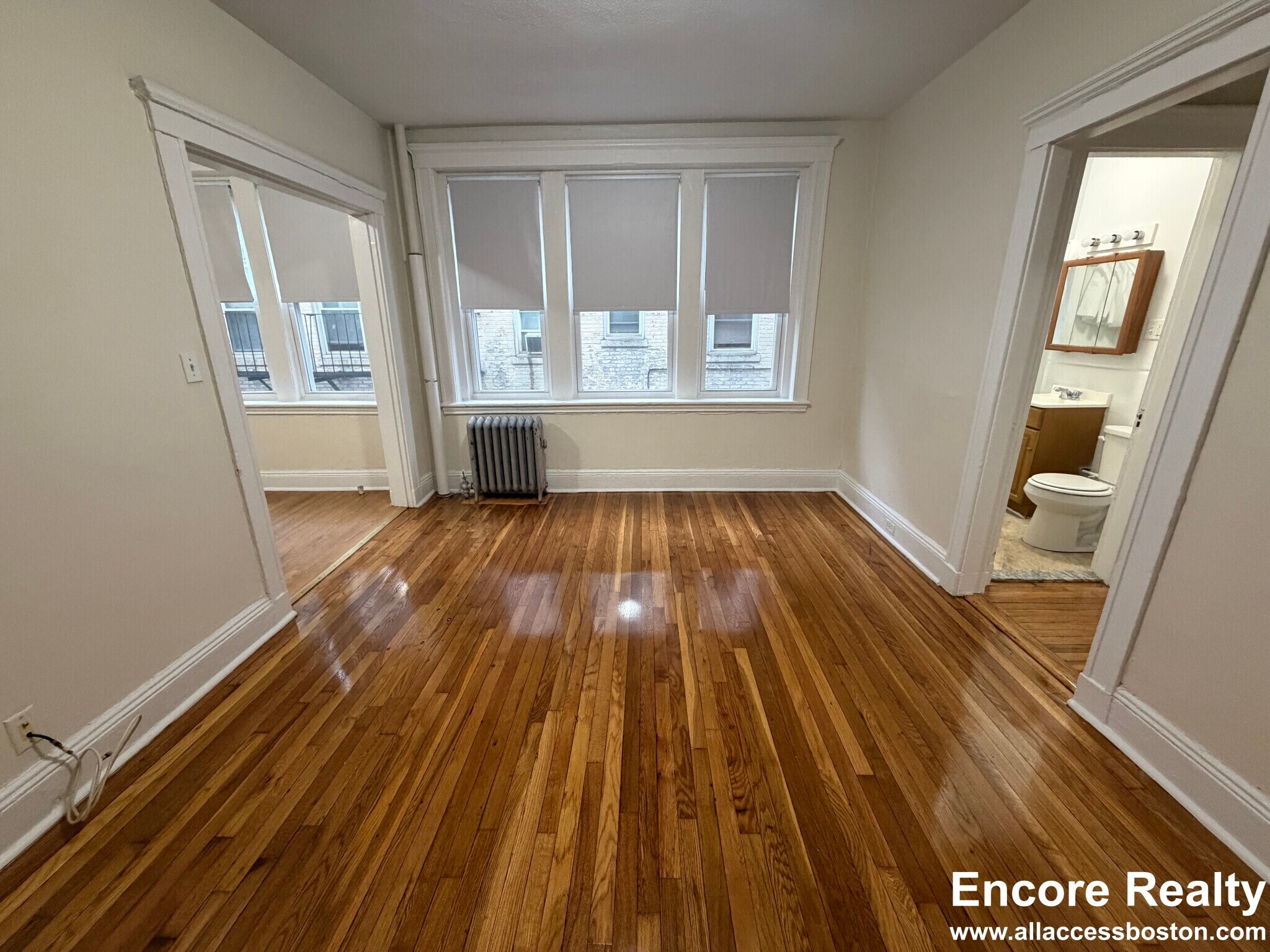 Building Photo - 109 Brainerd Rd