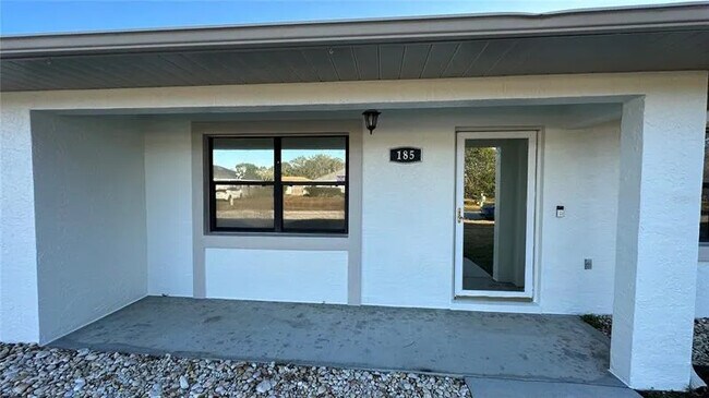 Front - 185 SE 62nd Ave