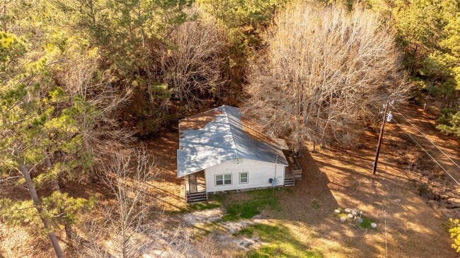 Building Photo - 2405 County Rd 2235