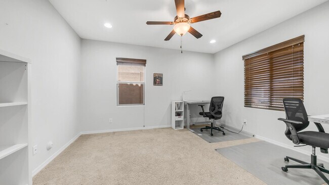 Building Photo - 31106 N 138th Ave