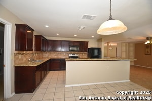 Building Photo - 1607 Pinetum Dr