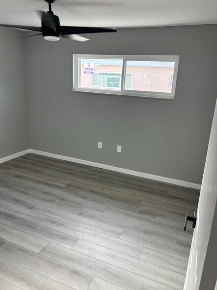 Building Photo - 460 Base Ave E