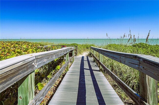 Building Photo - 1821 Mooringline Dr