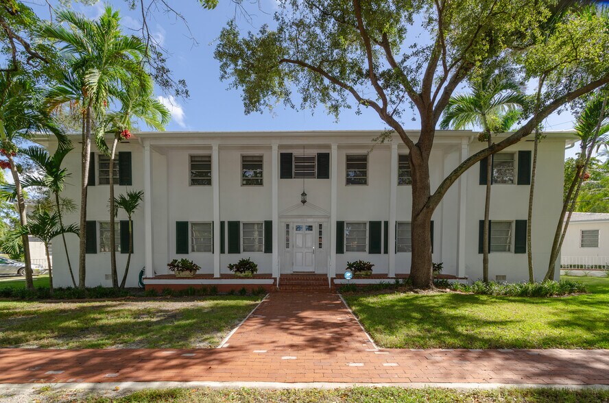 Primary Photo - 444 Malaga Ave