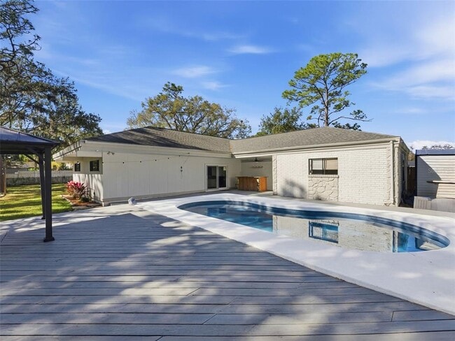 Building Photo - 1566 Woodfield Ct