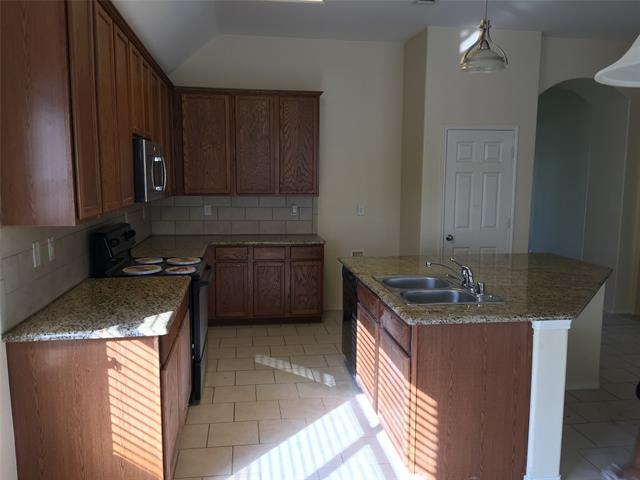 Building Photo - 3016 Hidden Meadow Ln