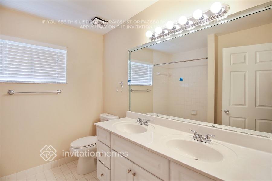 Building Photo - 12132 Quilting Ln