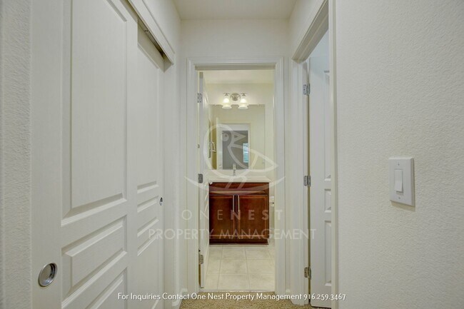 Building Photo - 1392 Impressionist Loop