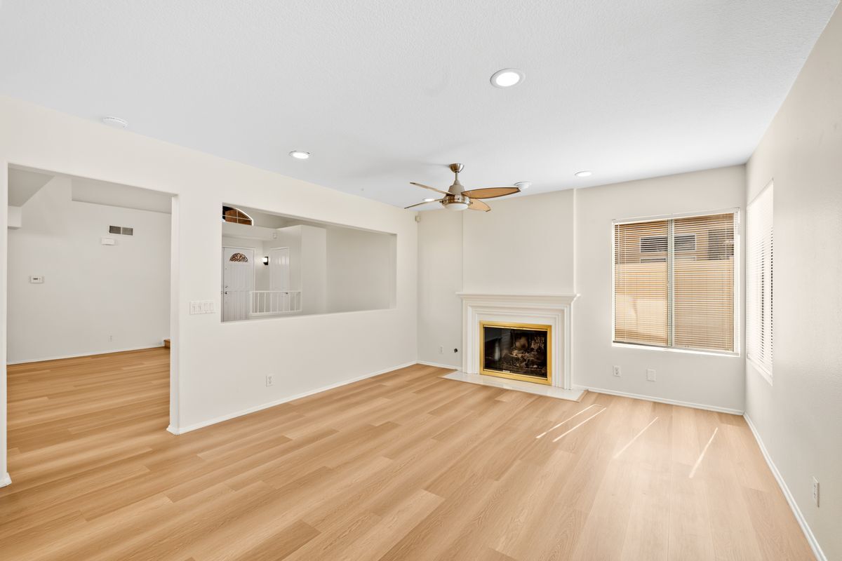 Building Photo - 2163 Sun Ridge Dr
