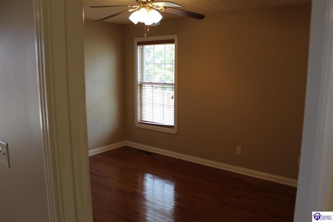 Building Photo - 113 Sugar Hill Dr