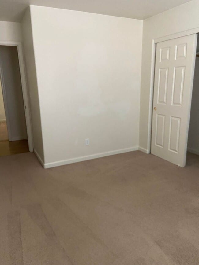 Building Photo - UPCOMING! 4bedroom home in Fallon! Schedule future tour to view home.