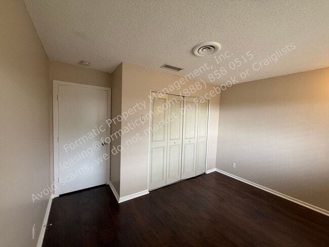 Building Photo - 56612 Kismet Rd