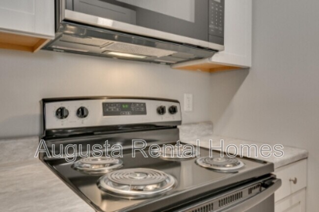 Building Photo - 301A Old Plantation Road