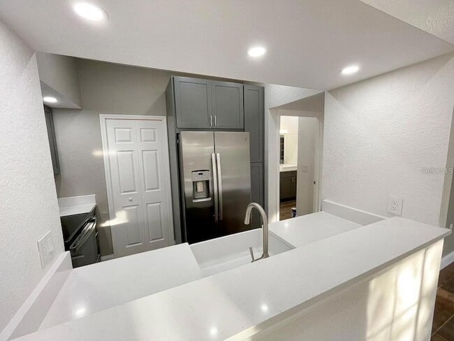 Building Photo - 5017 City St