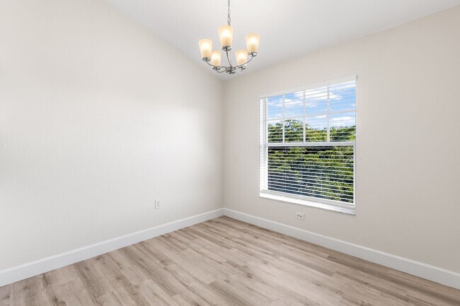 Building Photo - ** FAIRWAY PRESERVE ** 1 BED / 1 BATH CONDO - PET OK! - LAKE VIEW - NORTH NAPLES - ANNUAL RENTAL