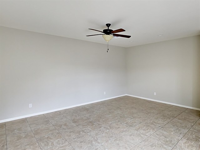 Building Photo - 20735 W Point Ridge Rd