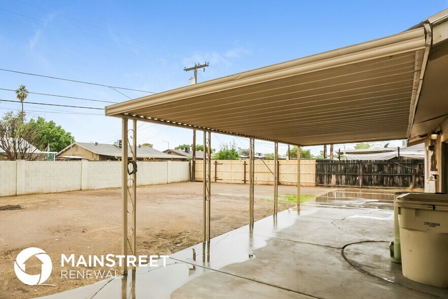 Building Photo - 6353 W Keim Dr