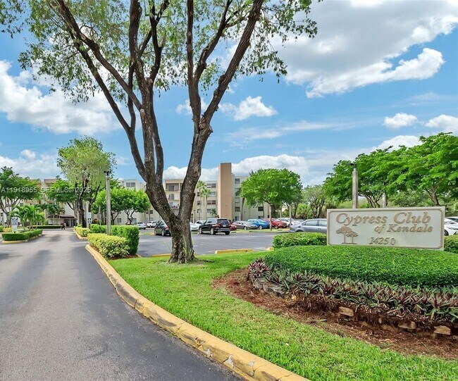 Building Photo - 14250 SW 62nd St