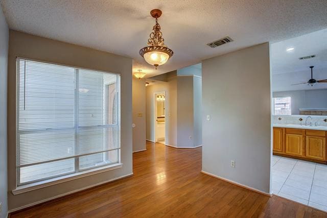 Building Photo - 8533 Brushy Creek Trail