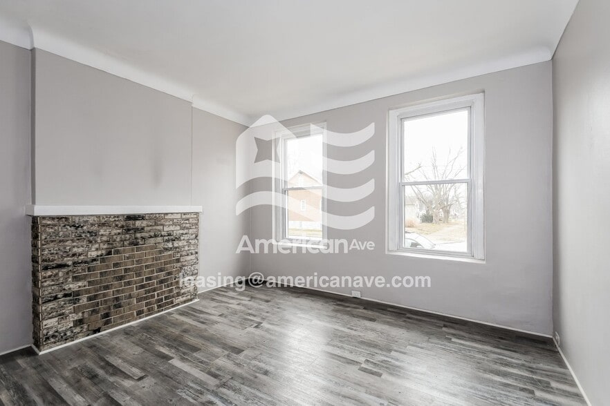 Building Photo - 929 Fillmore St