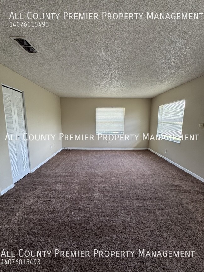 Building Photo - 5542 Rio Grande Ave