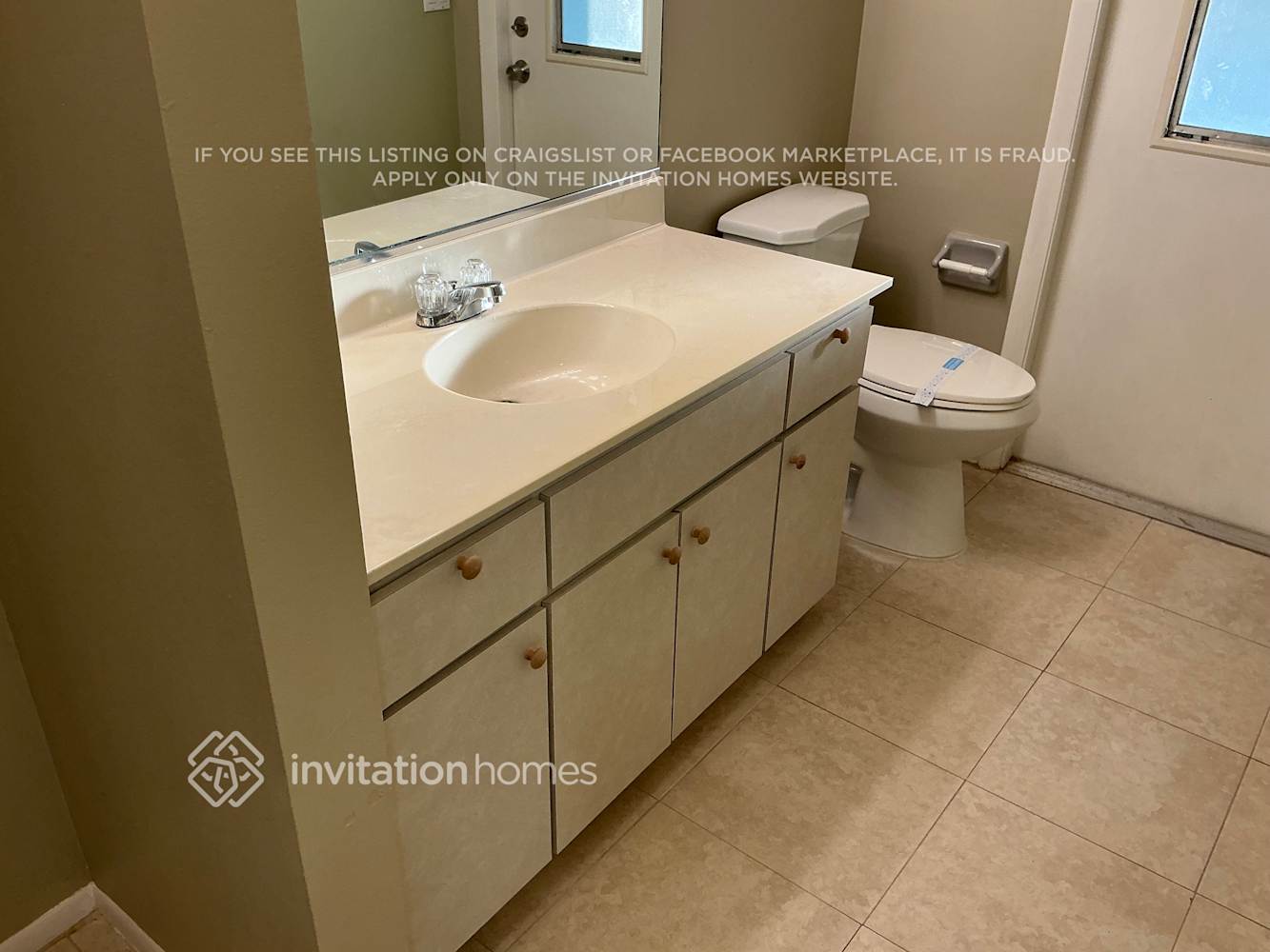 Building Photo - 209 Uruguay Dr