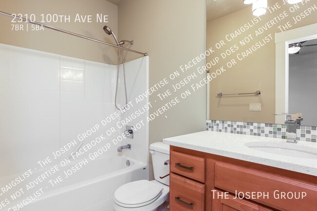 Building Photo - 2310 100th Ave NE