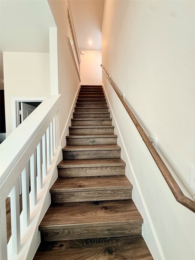 Building Photo - 405 Magnolia Ln