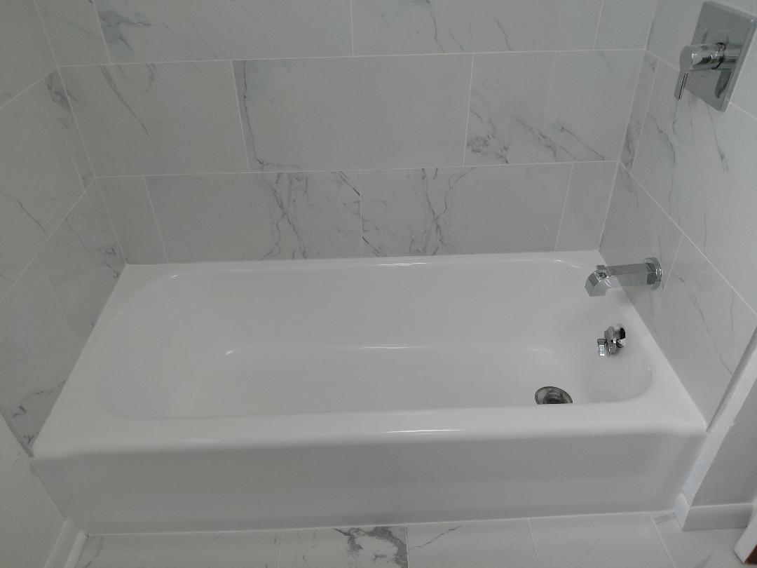 2nd floor Bathroom - 3836 Brummel St