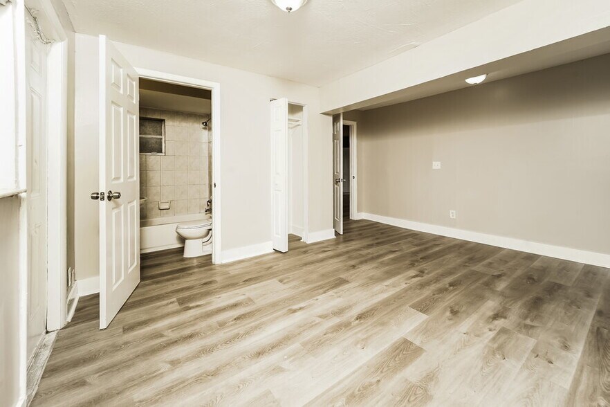 Building Photo - 16461 NW 19th Ave