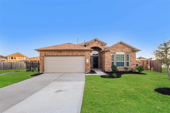Primary Photo - 29654 Clover Shore Dr