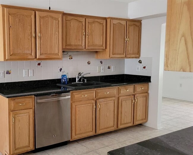 Building Photo - 2800 Hammock Grove Rd